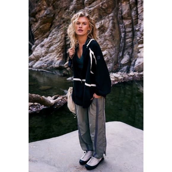 New! FP Movement by Free People like the wind windbreaker Jacket 2129 - Picture 9 of 16